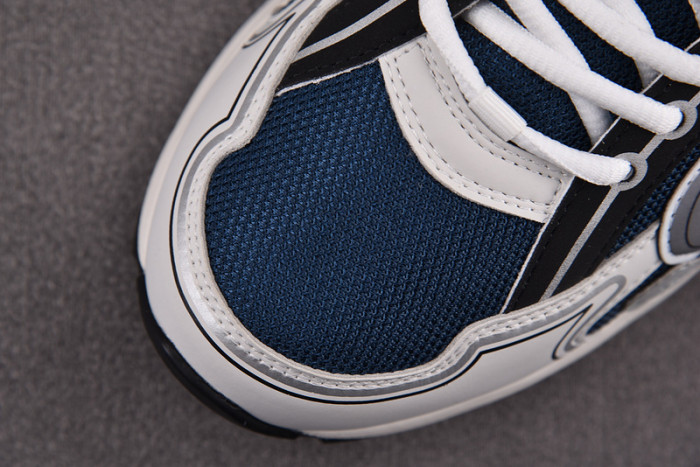 D1OR B30 Sneakers