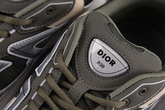 D1OR B30 Sneakers