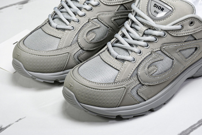 D1OR B30 Sneakers