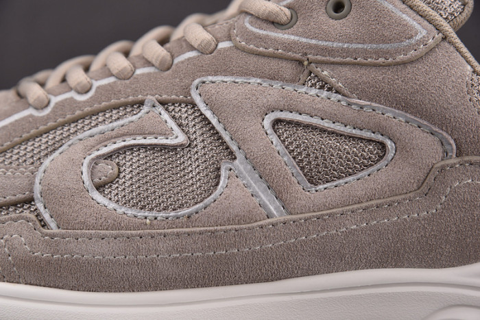D1or B30 Sneakers