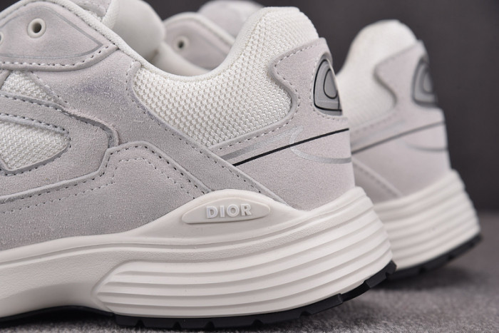 D1or B30 Sneakers