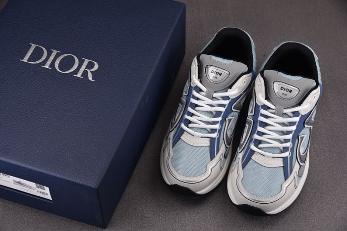 D1OR B30 Sneakers