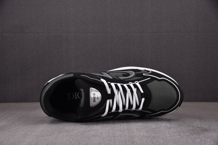 D1OR B30 Sneakers