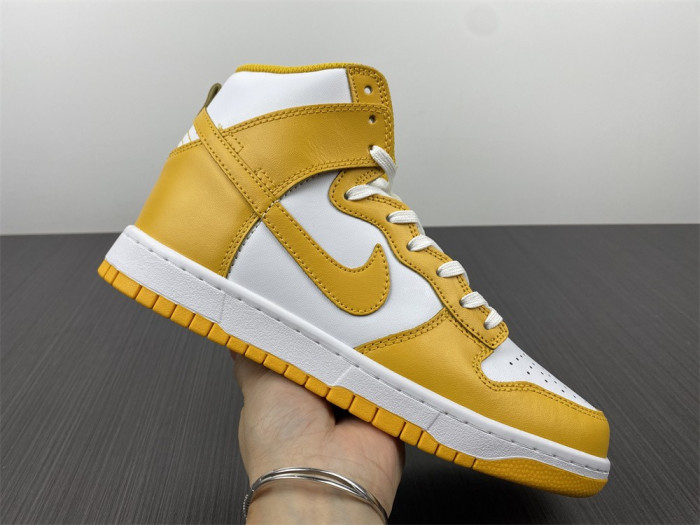 Nike Dunk High Dark Sulfur (W) DD1869-106