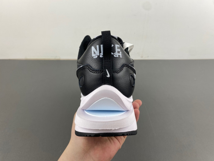 Nike Sacai x VaporWaffle “Tour Yellow ” DD1875-003