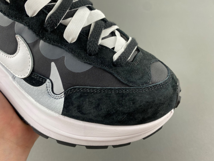 Nike Sacai x VaporWaffle “Tour Yellow ” DD1875-003