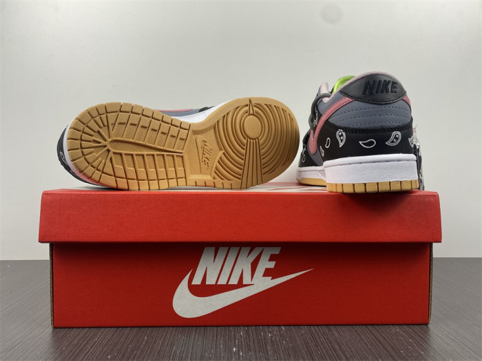 Nike Dunk Low SE FREE 99 DH0952-0011