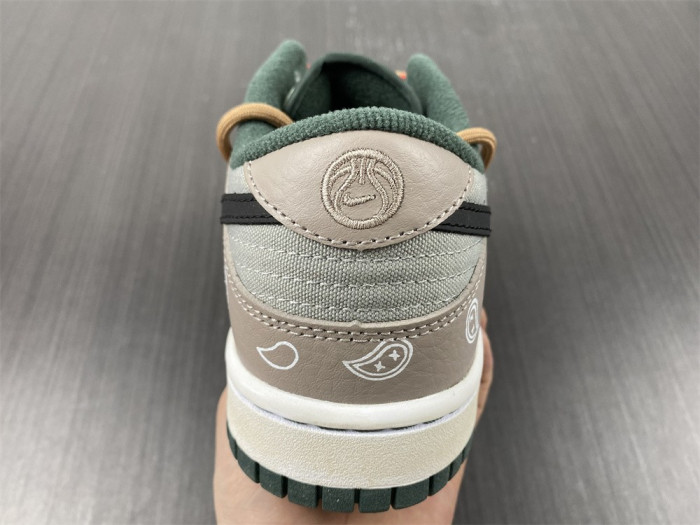 Nike Dunk Low Retro DH0957-1100