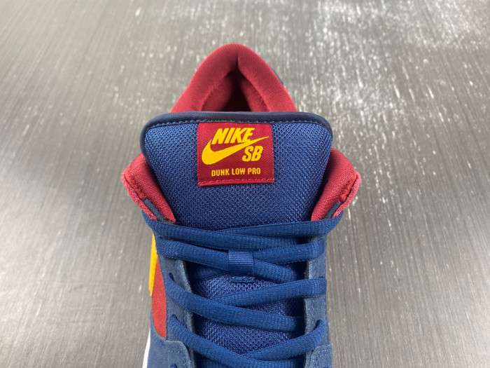 Nike SB Dunk Low “Barcelona” DJ0606-400