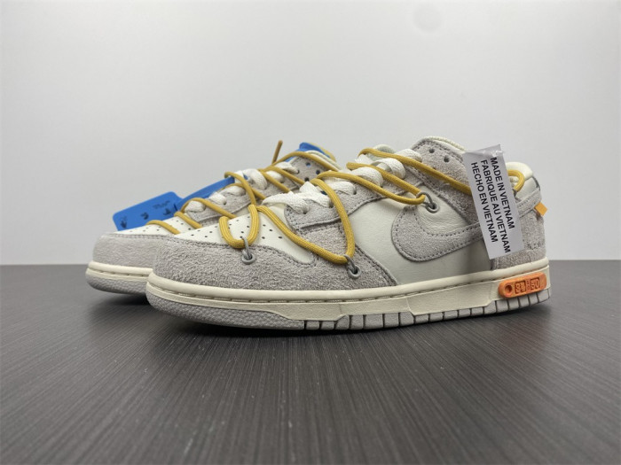 OF X Nike Dunk Low Lot 34 of 50 DJ0950-102