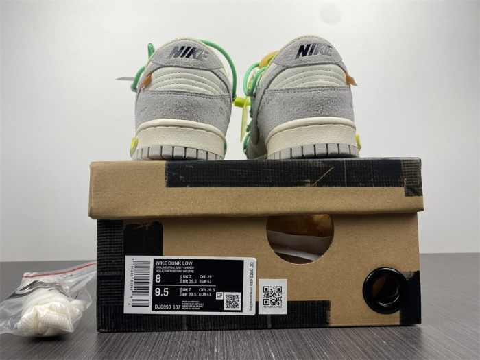 OF X Nike Dunk Low Lot 14 of 50 DJ0950-106