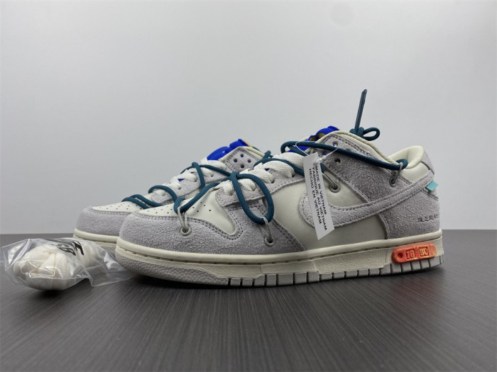 OF X Nike Dunk Low Lot 16 of 50 DJ0950-111