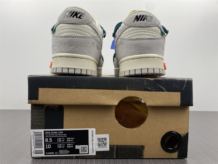 OF X Nike Dunk Low Lot 16 of 50 DJ0950-111