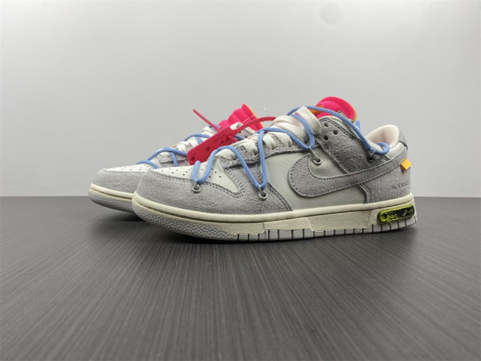 OF X Nike Dunk Low Lot 38 of 50 DJ0950-113
