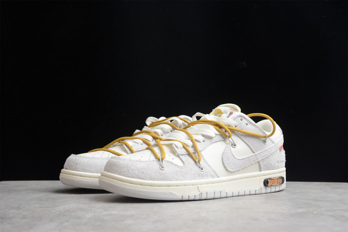 OF X Nike Dunk Low Lot 37 of 50