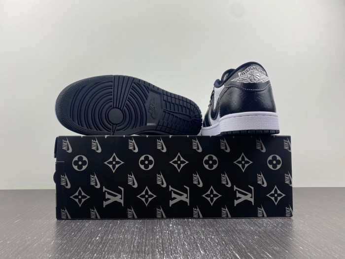Travis Scott x Air Jordan 1 Low Black DL2211-001