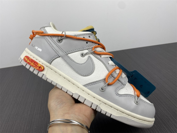 OF X Nike Dunk Low Lot 44 of 50 DM1602-104