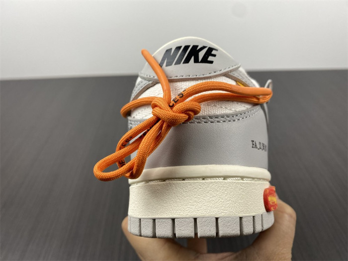 OF X Nike Dunk Low Lot 44 of 50 DM1602-104