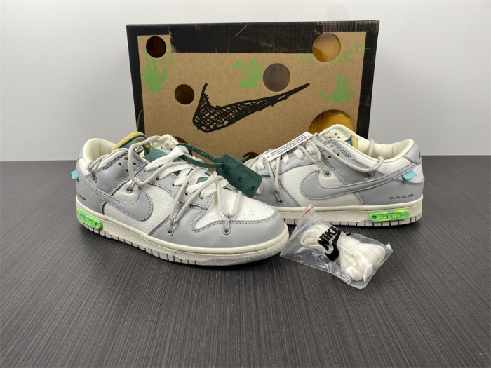 OF X Nike Dunk Low Lot 42 of 50 DM1602-117