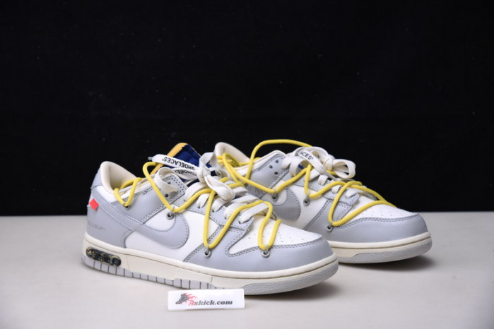 OF X Nike Dunk Low Lot 27 of 50 DM1602-120