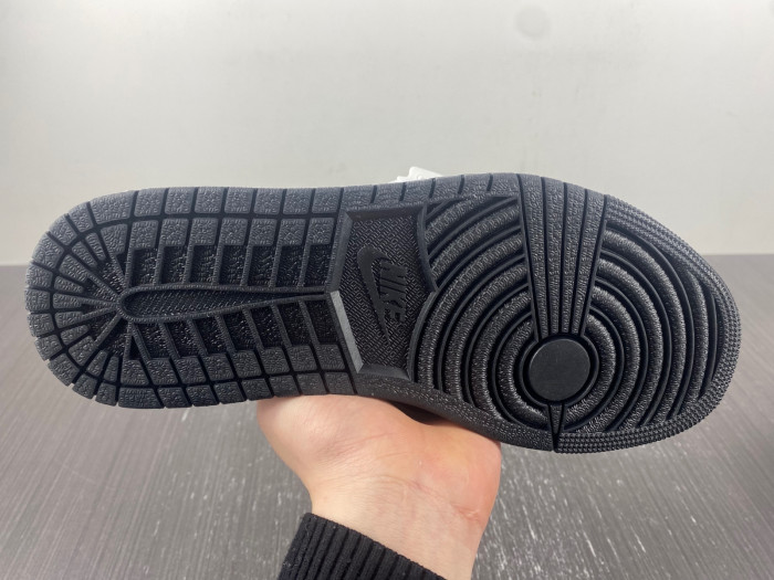 Travis Scott x Air Jordan 1 Low OG DM7866-007