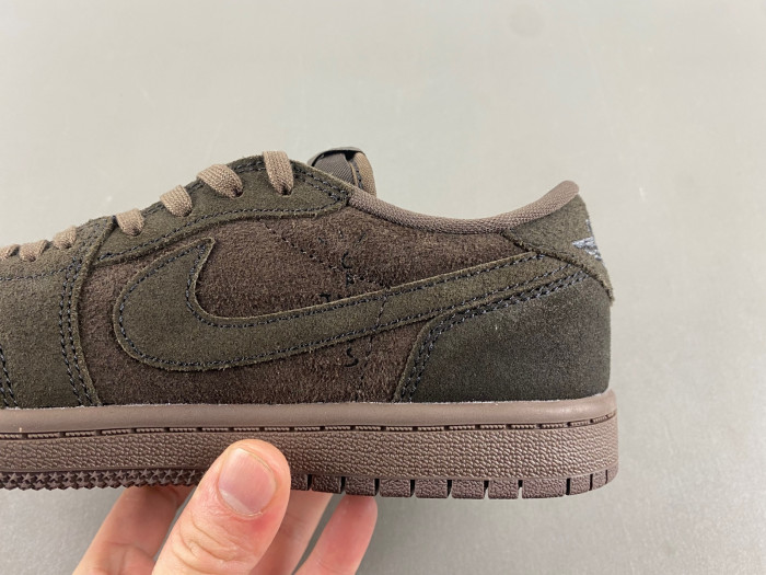 Travis Scott x Air Jordan 1 Low OG “Velvet Brown” DM7866-202.