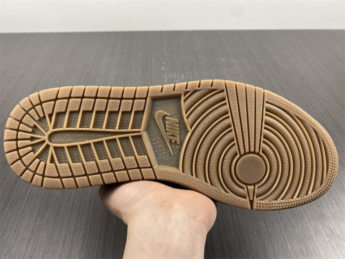 Air Jordan 1 Retro Low OG SP SoleFly DN3400-001