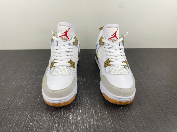 Air Jordan 4 Retro DR5415-120