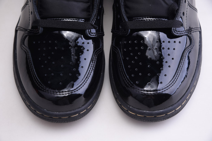 Air Jordan 1 Retro High Black Metallic Gold (2020) 555088-032