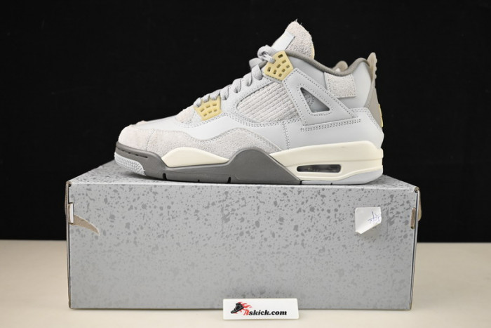 Air Jordan 4 Retro SE Craft Photon Dust DV3742-021