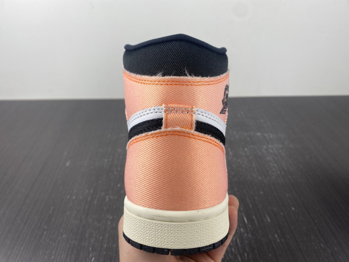 Air Jordan 1 High OG “Skyline” DX0054-805