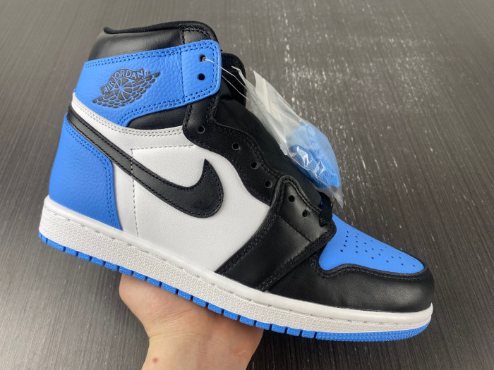 Air Jordan 1 High OG University Blue DZ5485-400