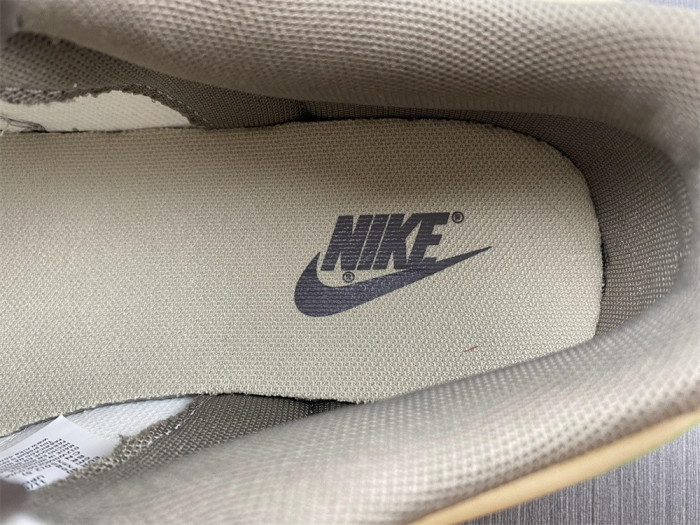 Nike Dunk Low Khaki FB4960-210