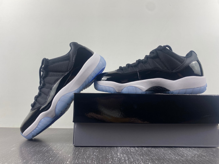 Air Jordan 11 “Space Jam" FV5104-004