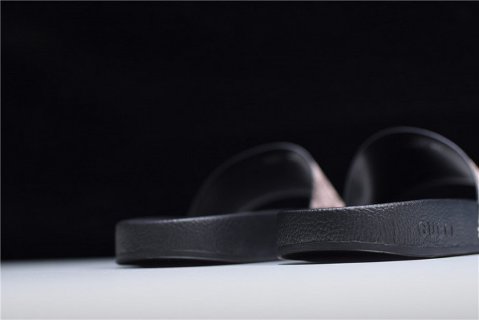 GU SLIDE