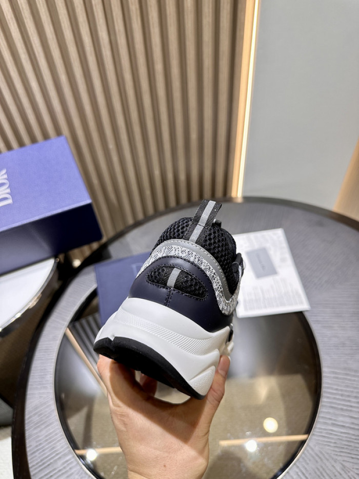 B22 TRAINER SNEAKER