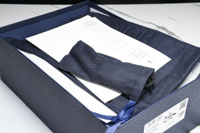 B22 TRAINER SNEAKER