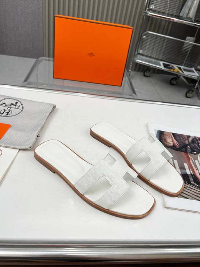 Hermes Sandals