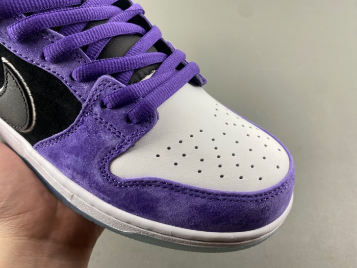 Nike SB Dunk Low Hayley Wilson HJ0513-500