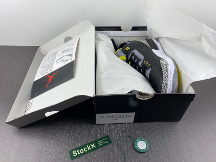 Air Jordan 3 Retro Oregon Ducks Pit Crew Black