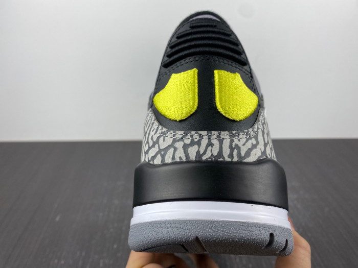 Air Jordan 3 Retro Oregon Ducks Pit Crew Black