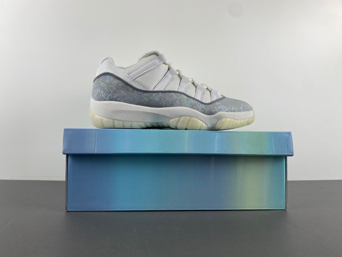 Air Jordan 11 Low CNY “Year of the Snake” HQ7000-001
