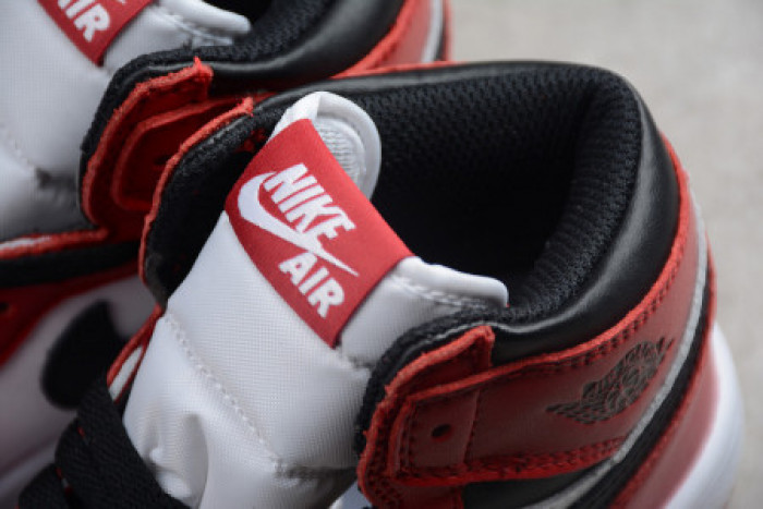 KIDS JORDAN 1 SHOES