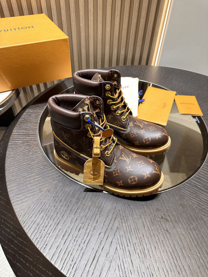 L1VV Boots