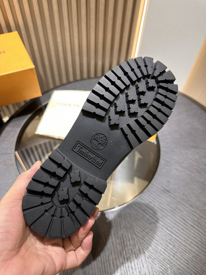 L1VV Boots