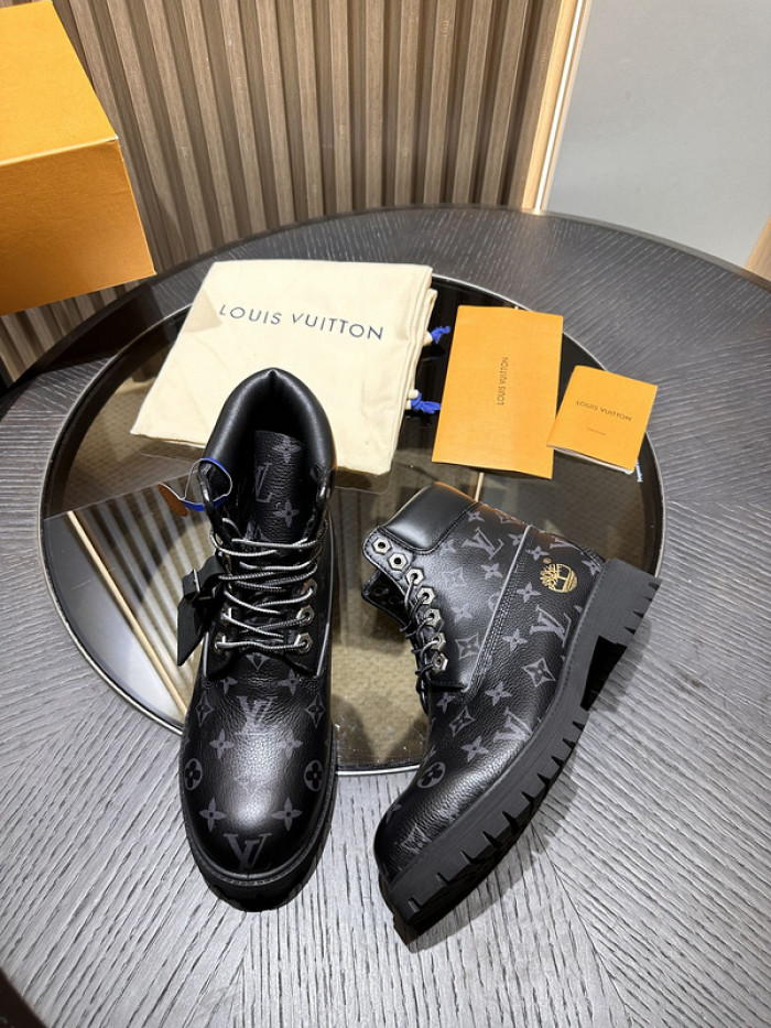 L1VV Boots