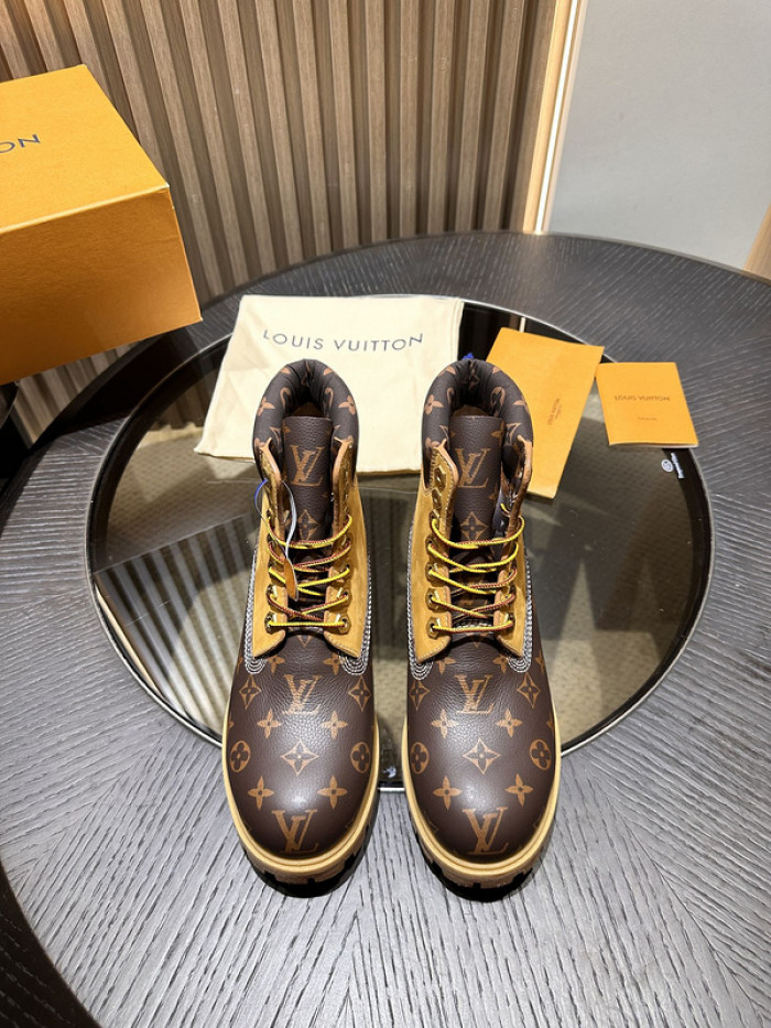 L1VV Boots