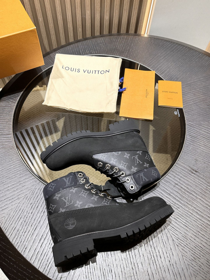 L1VV Boots