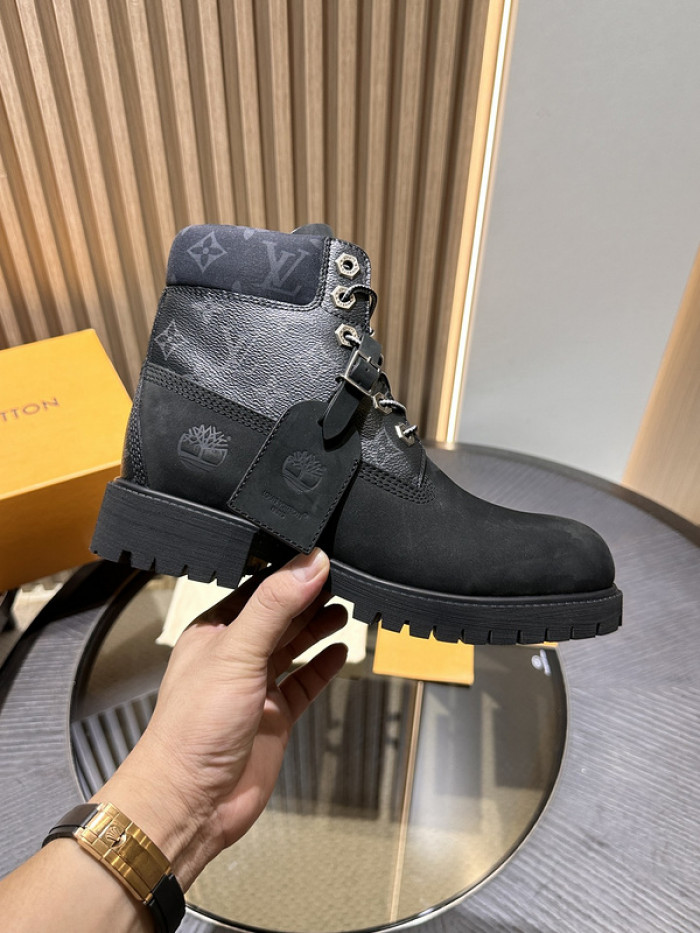 L1VV Boots