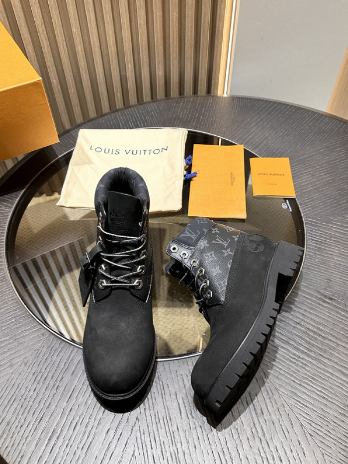 L1VV Boots